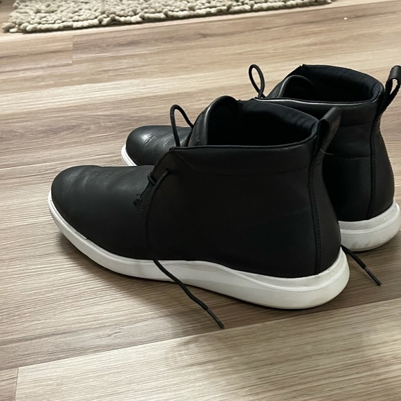 COPY - COPY - Cole Haan - Picture 3 of 4